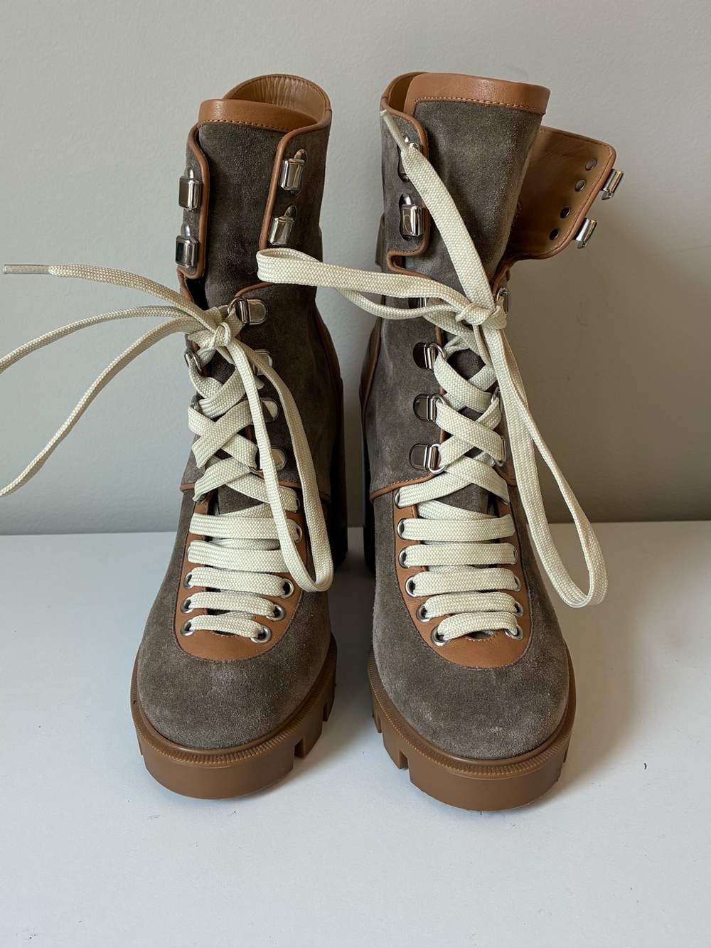 Christian Louboutin MACADEMIA
100 Suede Lace Up Moto Biker
Heels Boots Size 37.5 - Picture 2 of 11